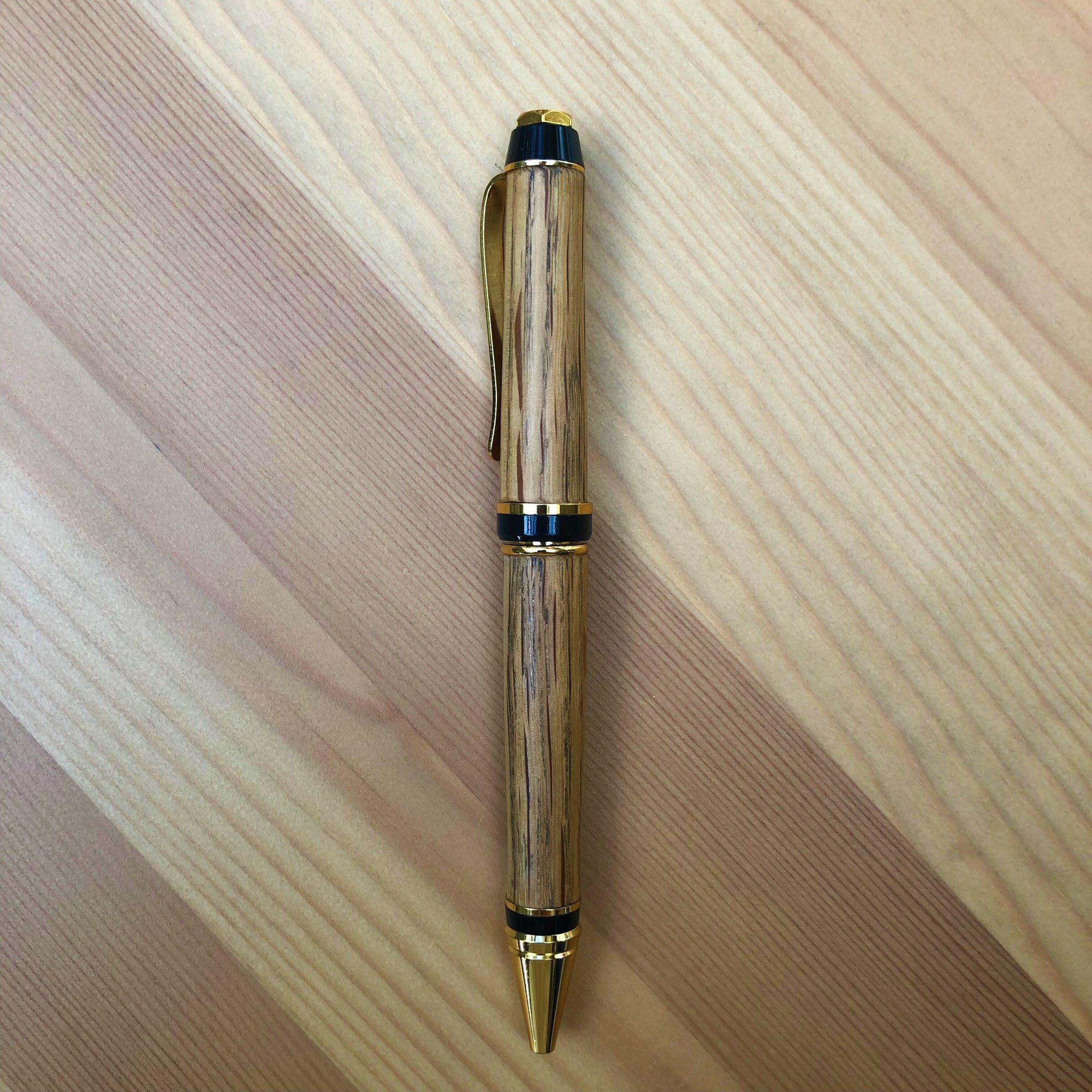 Hand Turned Oak Pen