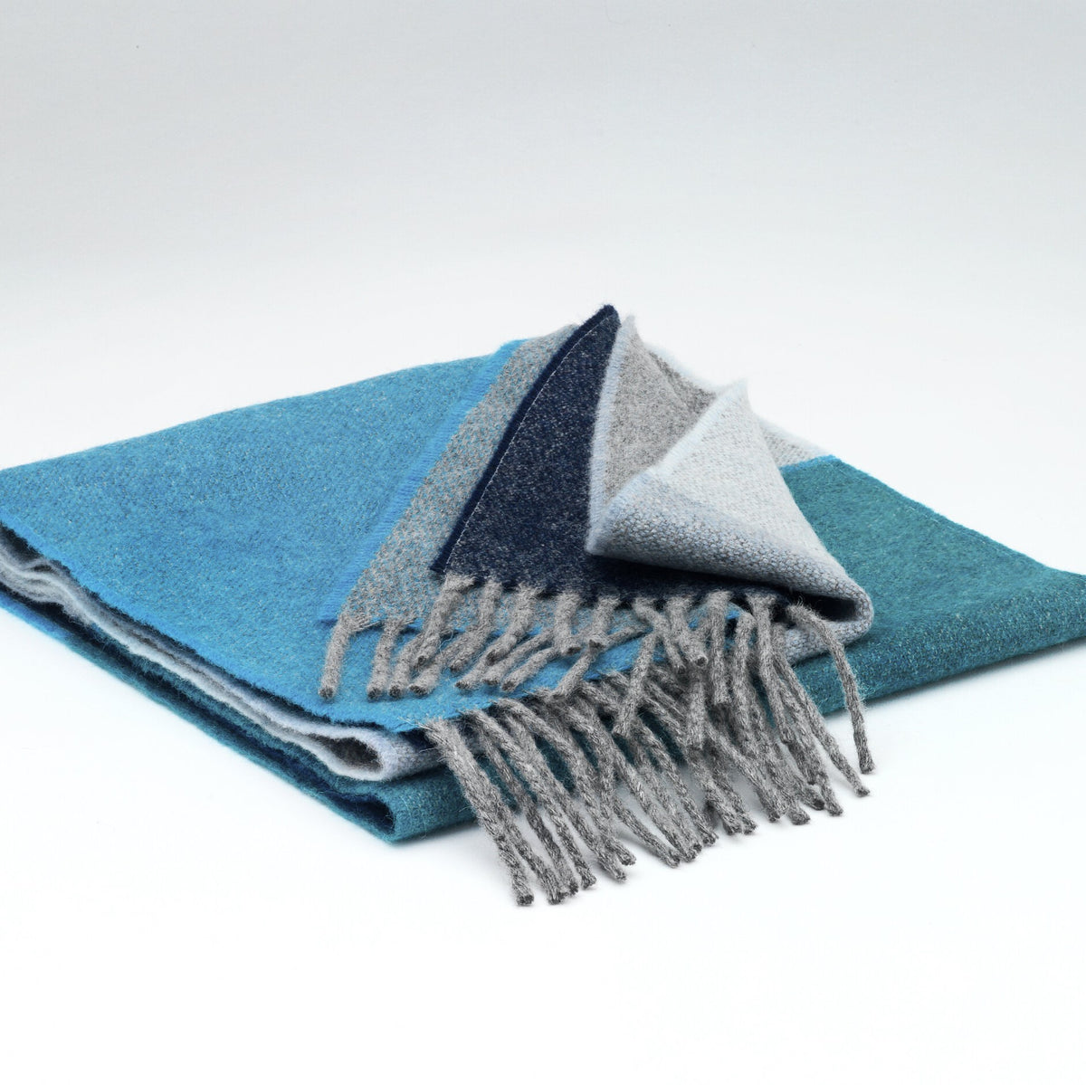 Marine Stripe Lambswool scarf with Gift Box